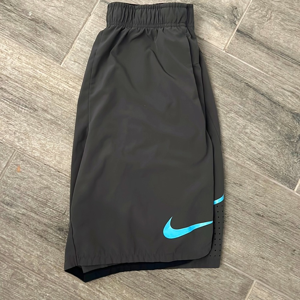 Men’s Nike shorts